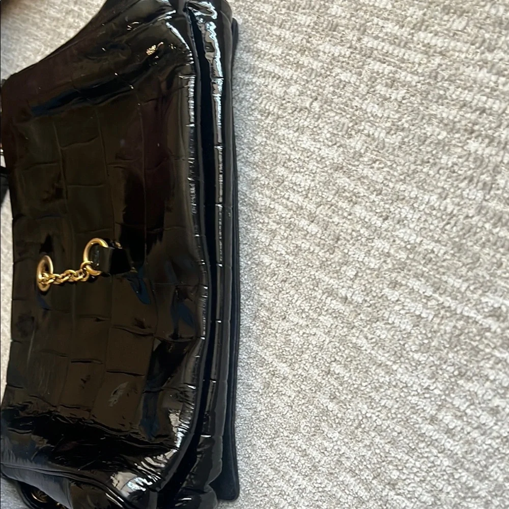 Yves Saint Laurent, Rive Gauche, Black Patent Leather Catlwalk Flap Bag - Picture 7 of 12